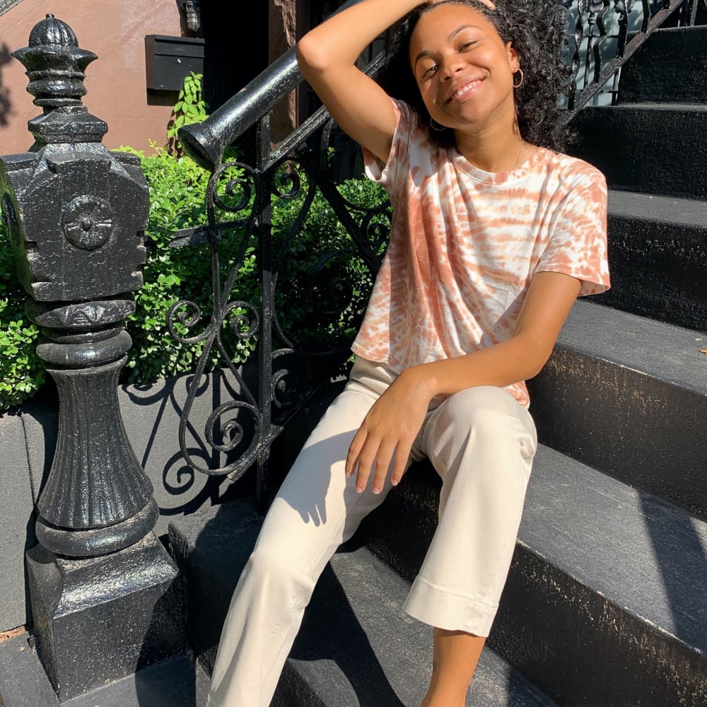 The Straight-Leg Crop in Sandstone — detail view