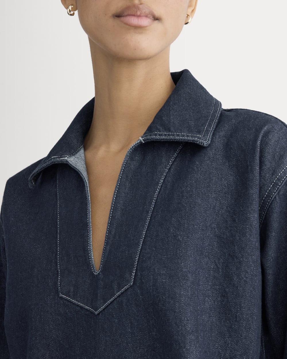 The Cropped Denim Tunic in Tungsten Rinse — detail view