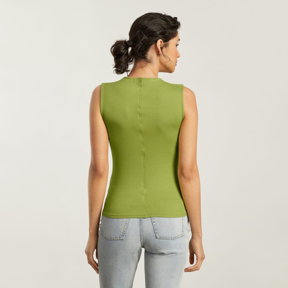 The Pima Micro-Rib Funnel-Neck Tank in Pepper — detail view