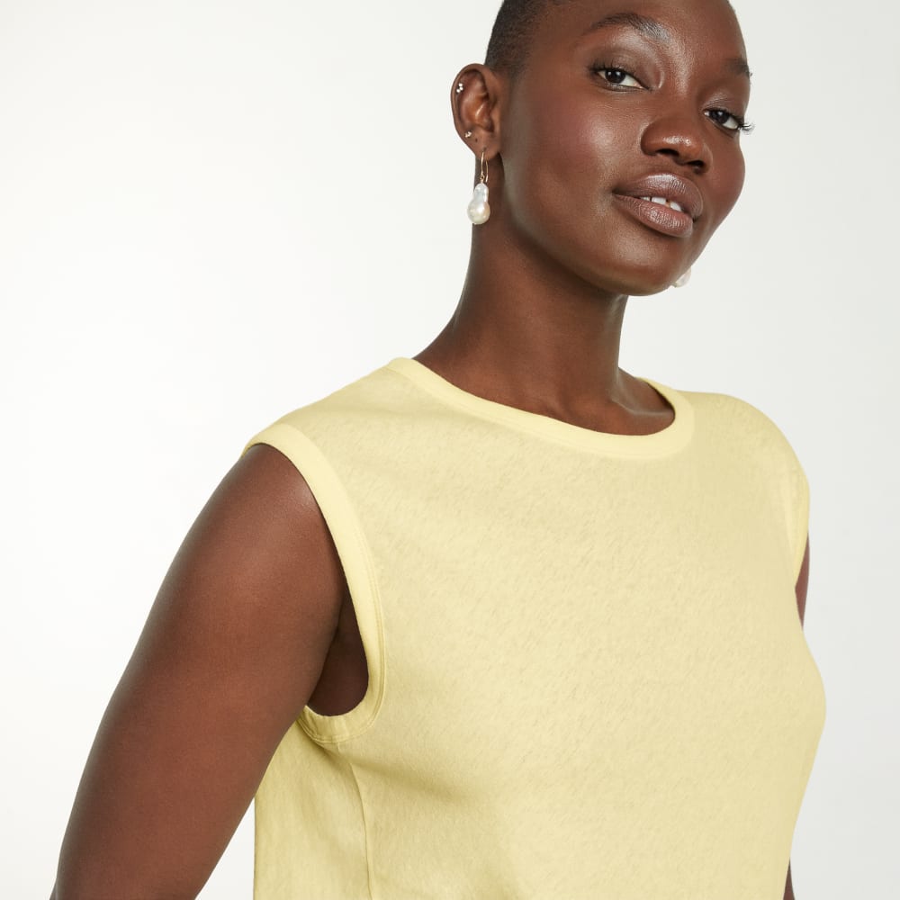 The Air Muscle Tank in Pastel Yellow — detail view