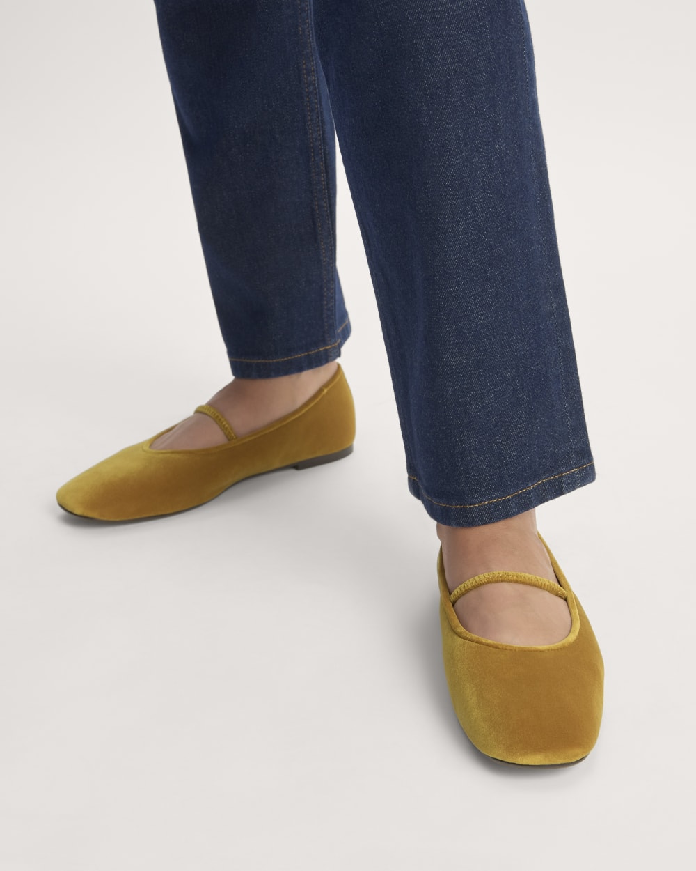 The Day Mary Jane in Golden Sun Velvet — alternate view
