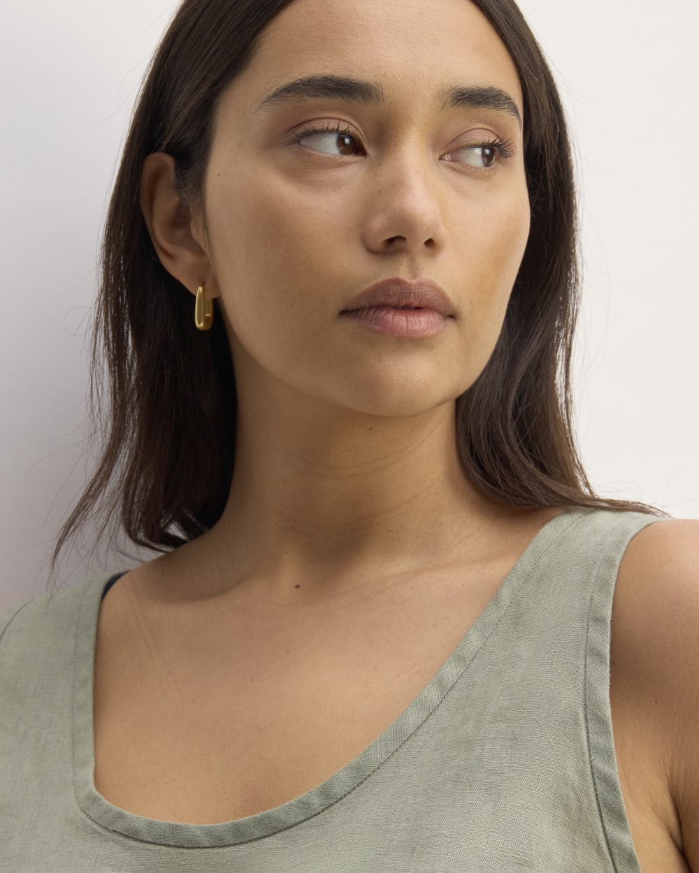 The Scoop Tank in Linen in Sage Green — detail view