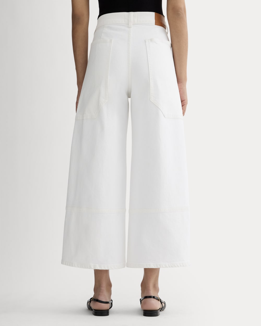 The Way-High® Gardener Cropped Jean in Ecru — detail view