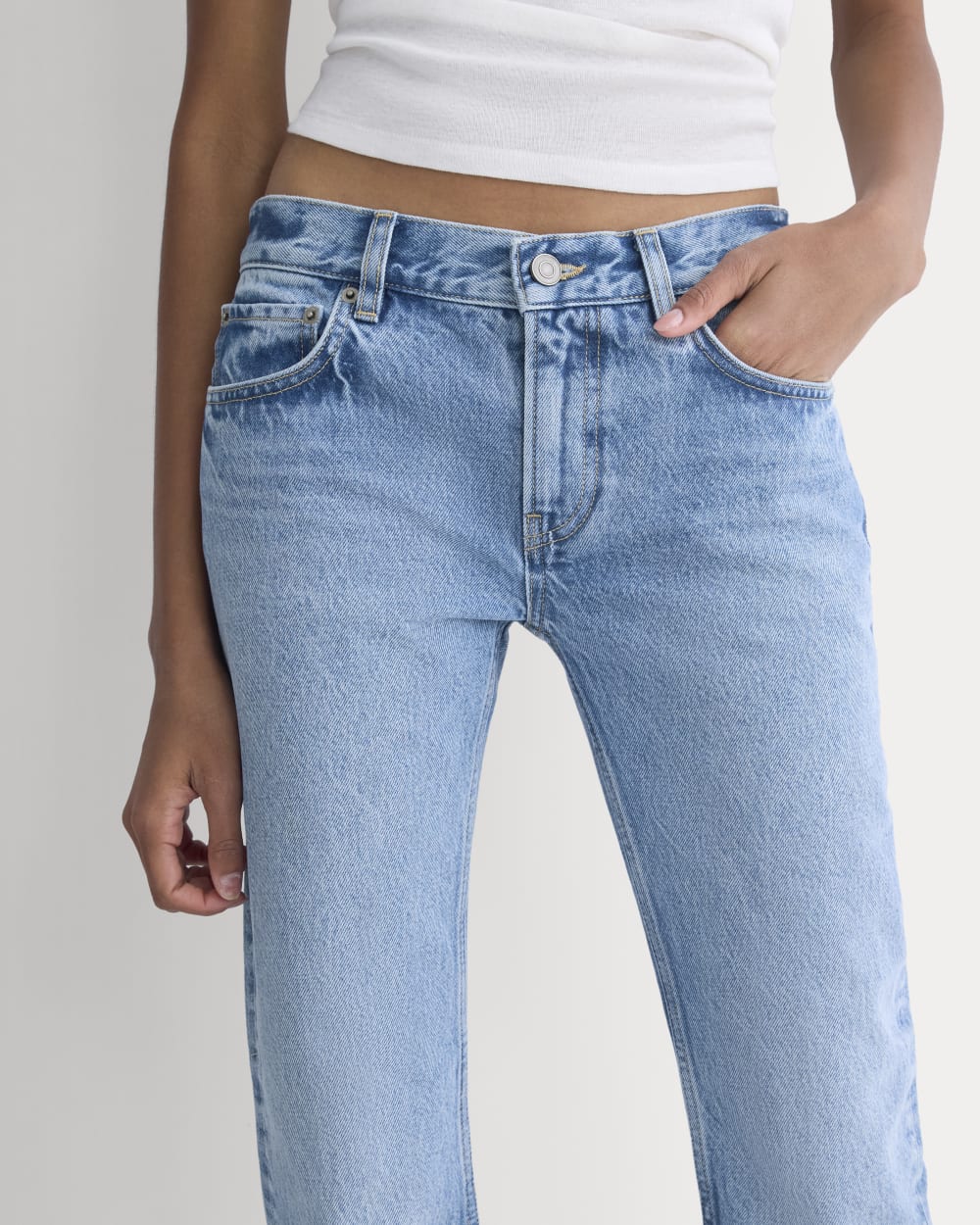 Everlane x Elena Bonvicini Highland Low-Rise Cigarette Jean in Crystal Cove Indigo — detail view