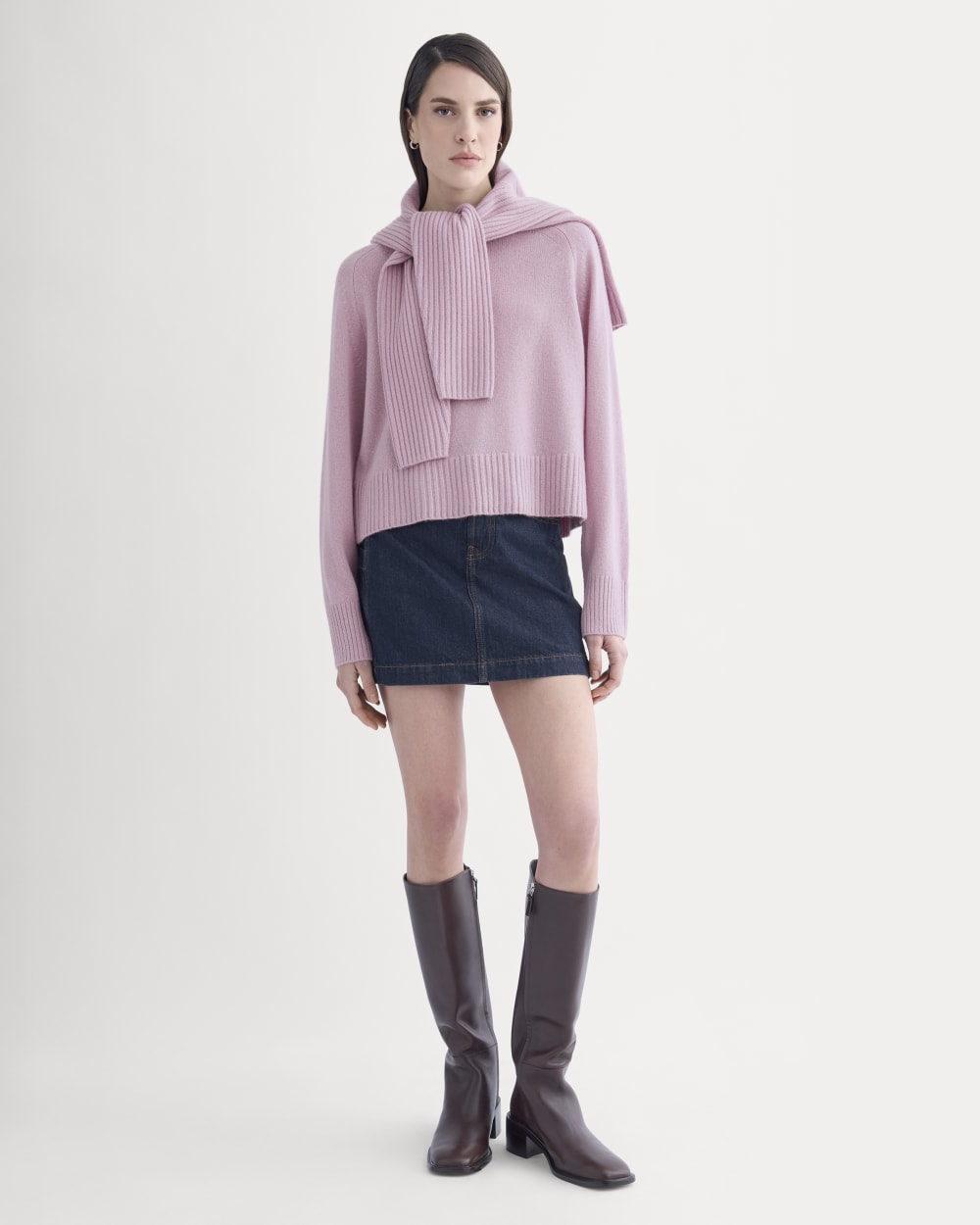 The Boxy Crew in Cashmere in Lilac Crush — detail view