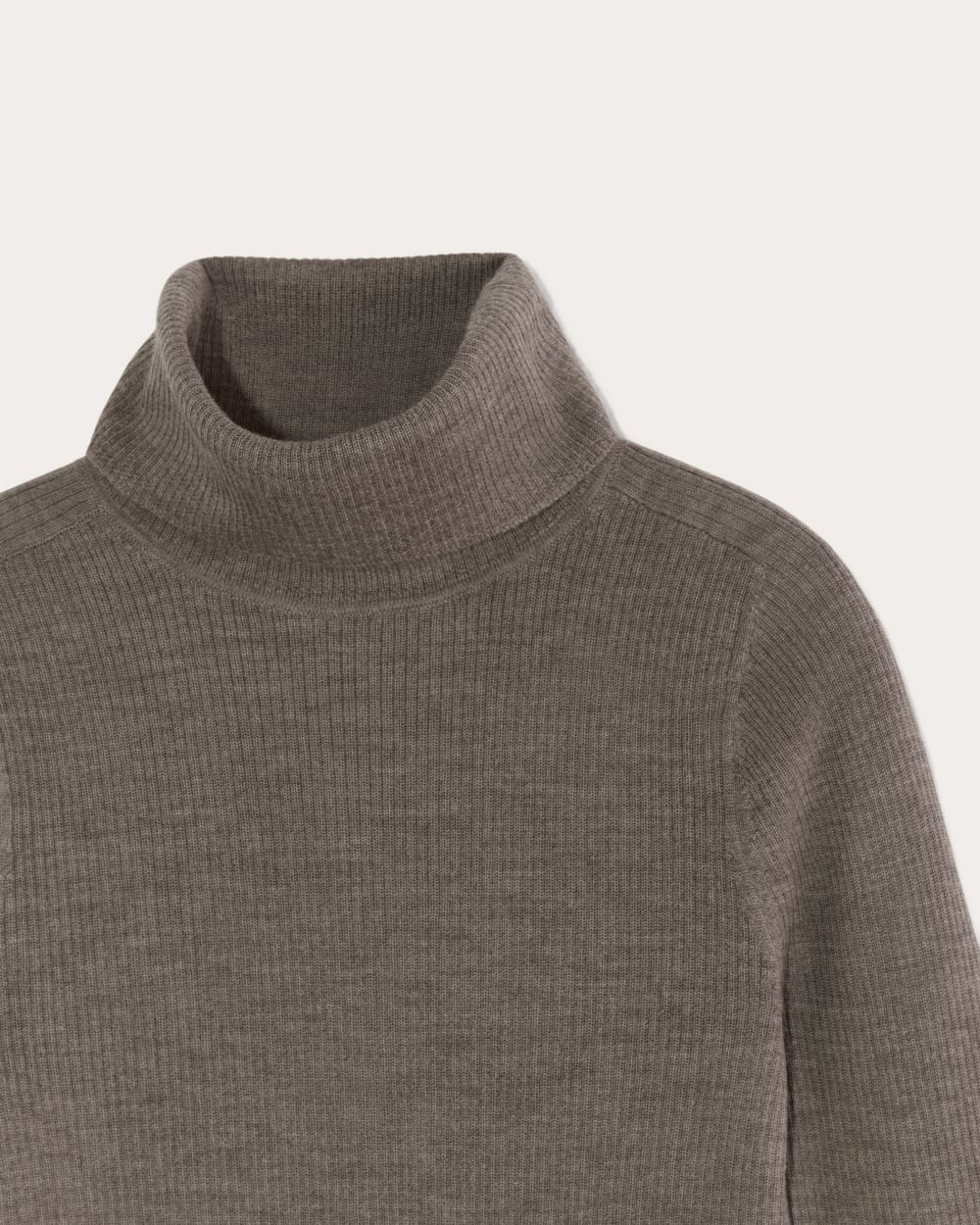 The Turtleneck in Ultrasoft Merino in Heather Cocoa — detail view