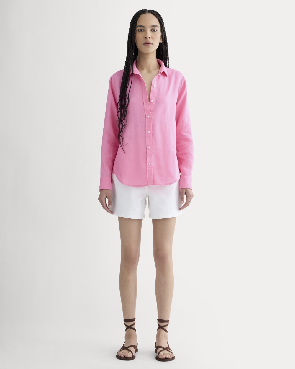The Must-Have Shirt in Linen in Deep Pink — detail view