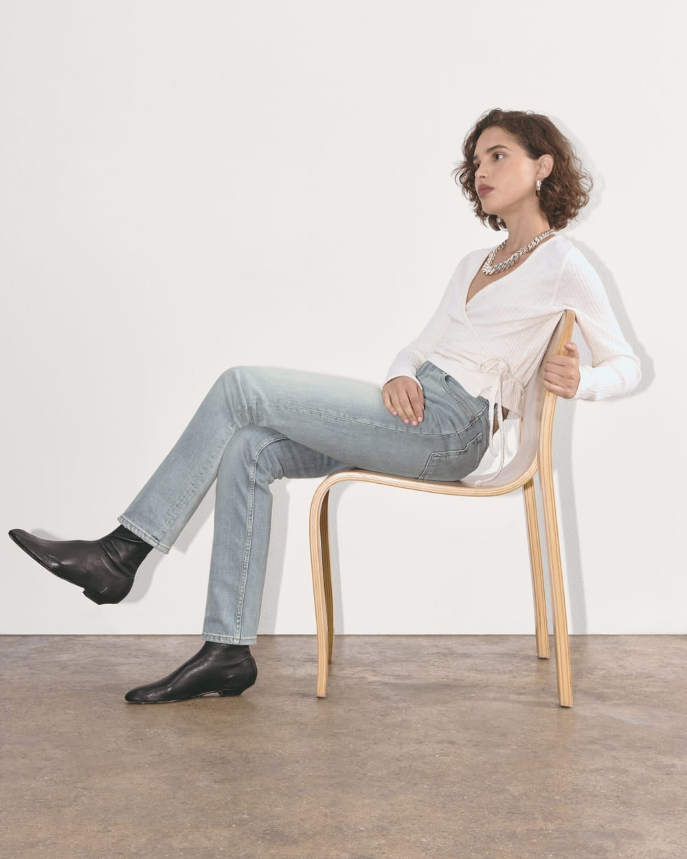 The Way-High® Slim Jean in Vintage Light — detail view