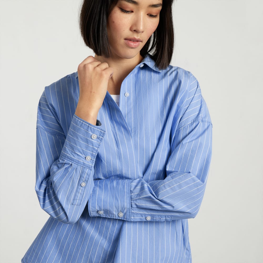 The Oversized Poplin Shirt in Powder Blue / White — detail view