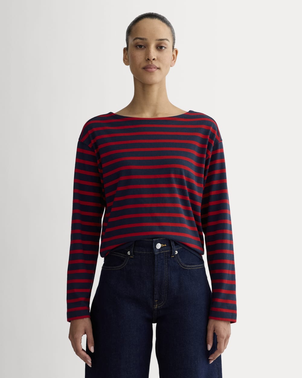 The Mariner Tee in Navy / Classic Red — front view