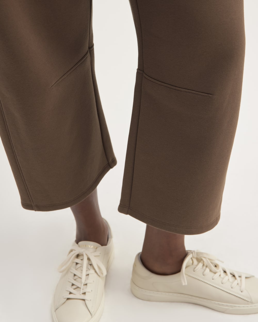 The ReTrack Barrel Sweatpant in Cocoa — detail view