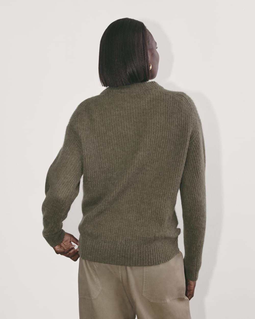 The Cocoon Crew in Alpaca in Kalamata — detail view