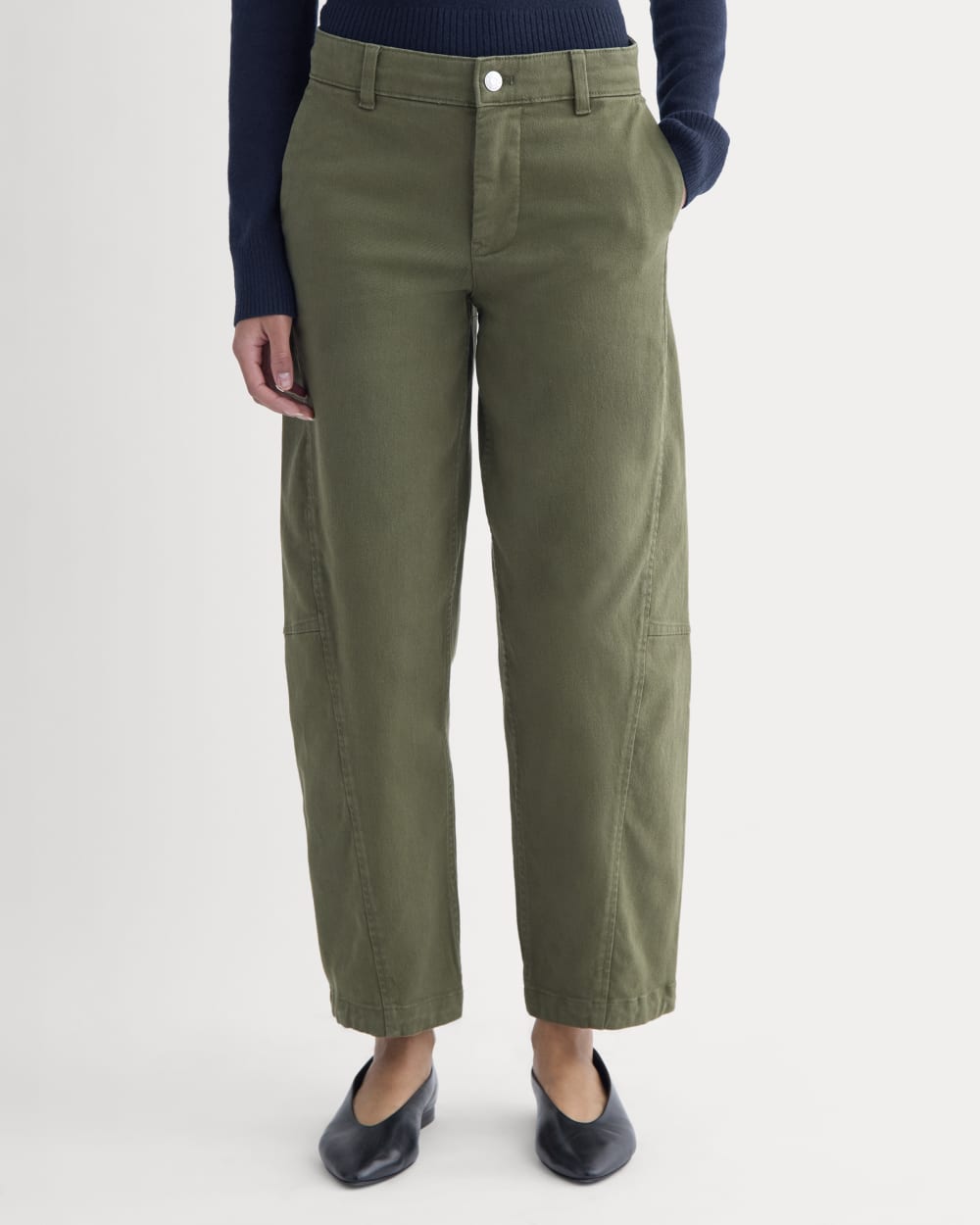 Twisted Seam Barrel Pant in Olive Night — detail view