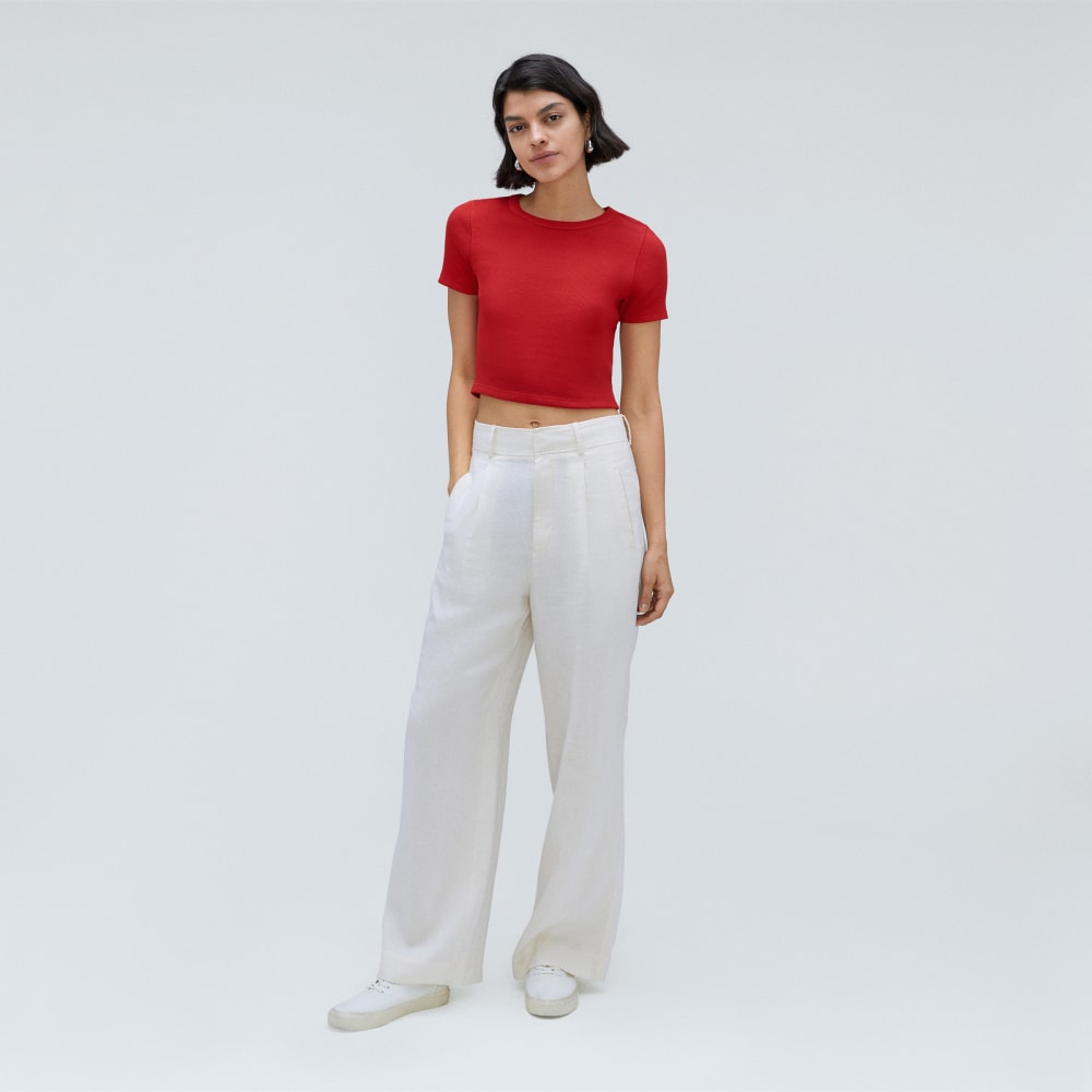 The ’90s Rib Tee in Ruby — detail view