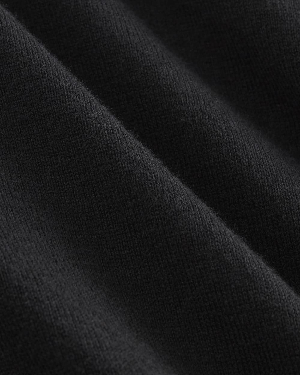 The Cropped Cardigan in Cotton Cashmere in Black — detail view