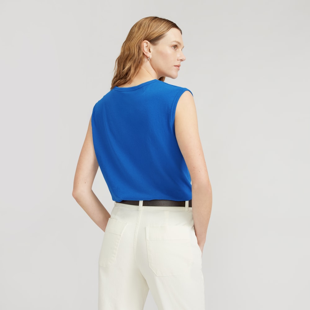 The Air Muscle Tank in Mazarine Blue — detail view