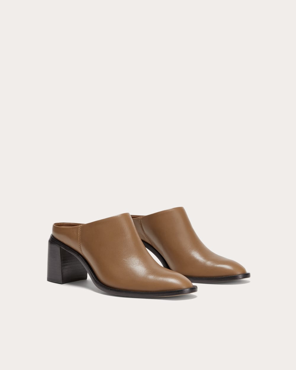 The Outlaw Mule in Saddle Brown — detail view