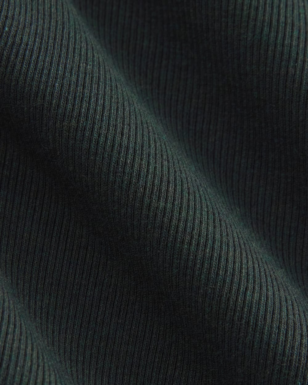 The Luxe Rib Turtleneck in Heathered Dark Sea — detail view