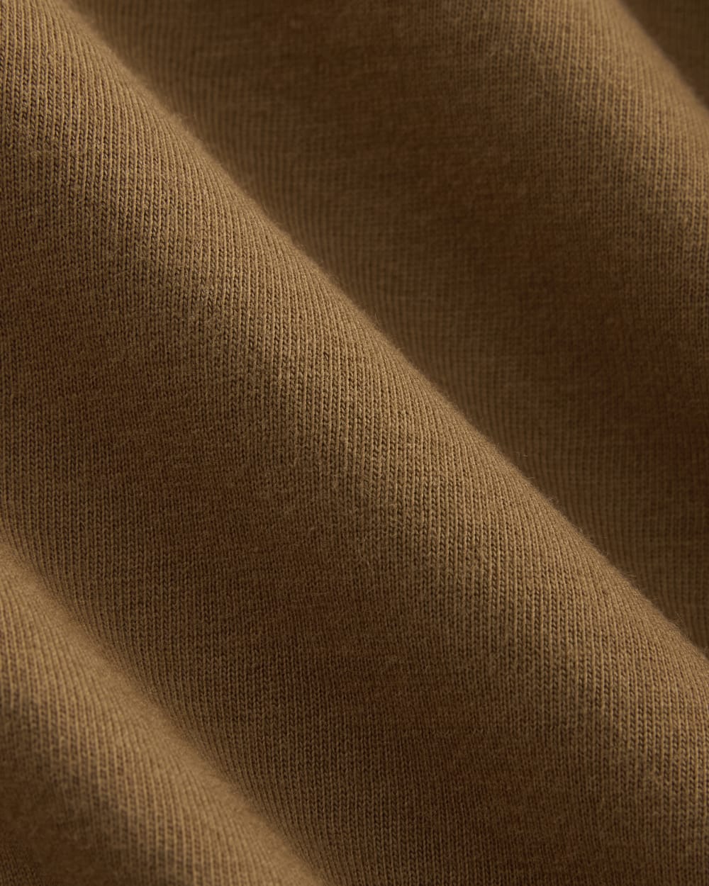 The Slim Crew in Essential Cotton in Toffee — detail view