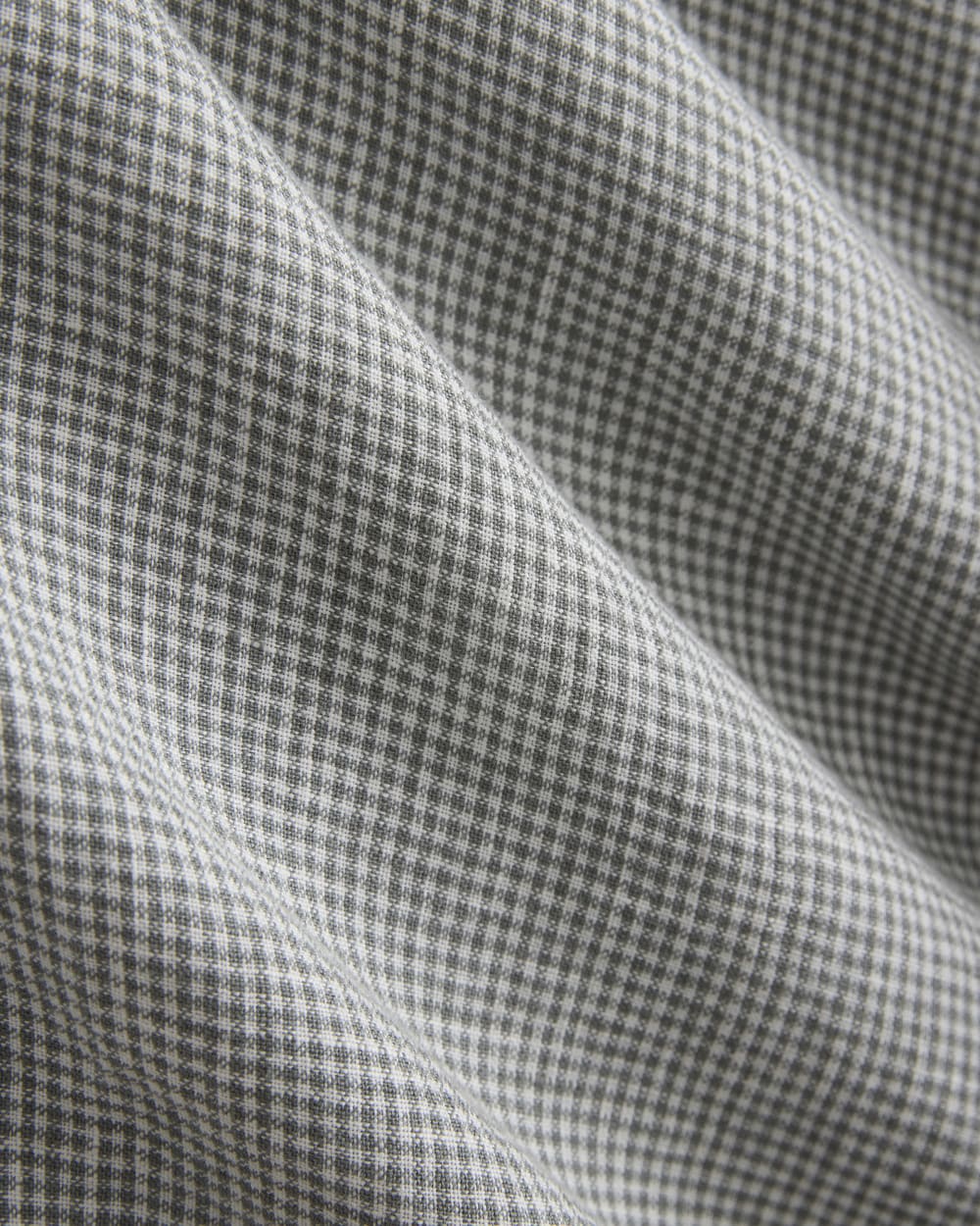 Mini Popover Shirtdress in Linen in Agave / Bone — detail view