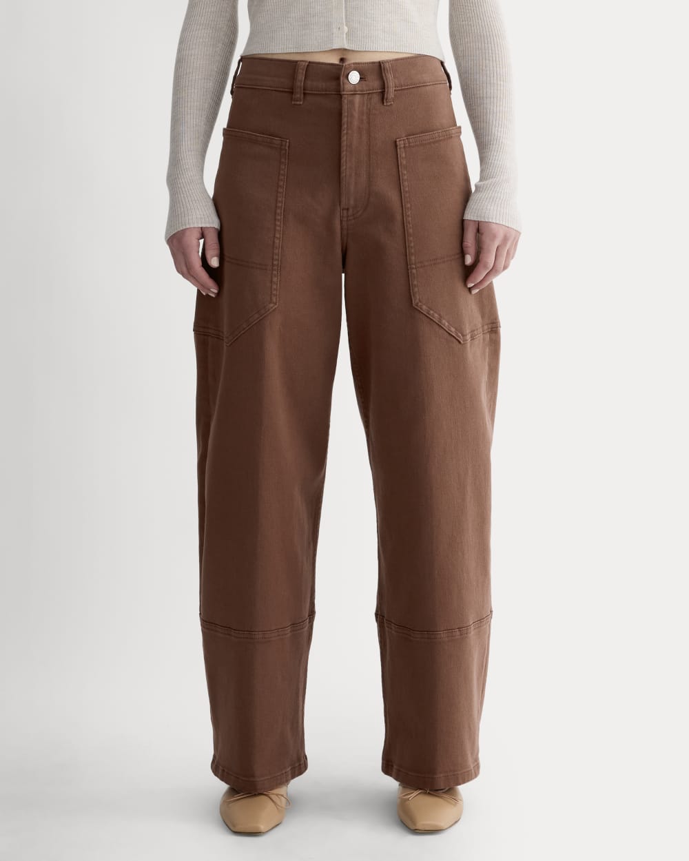 The Utility Gardener Pant in Rosewood — detail view
