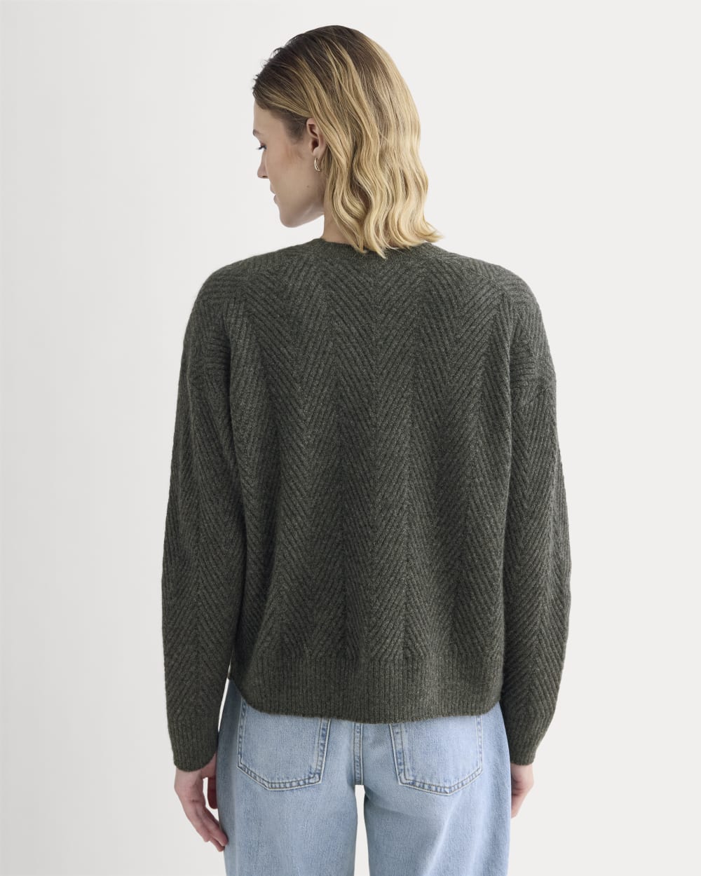 Cashmere Herringbone Sweater in Heather Charcoal — detail view
