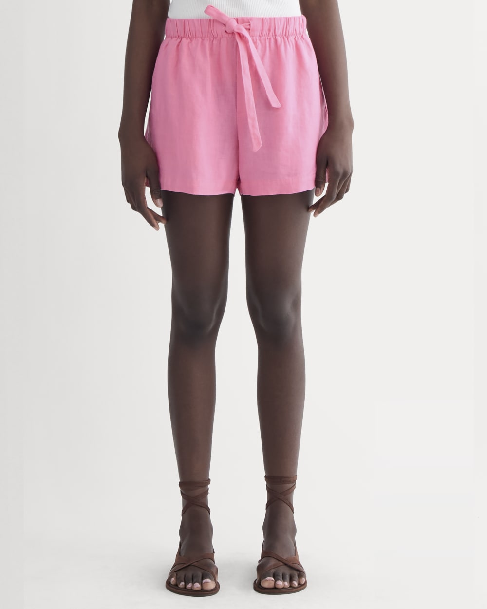 The Drawstring Boxer Short in Linen in Deep Pink — detail view