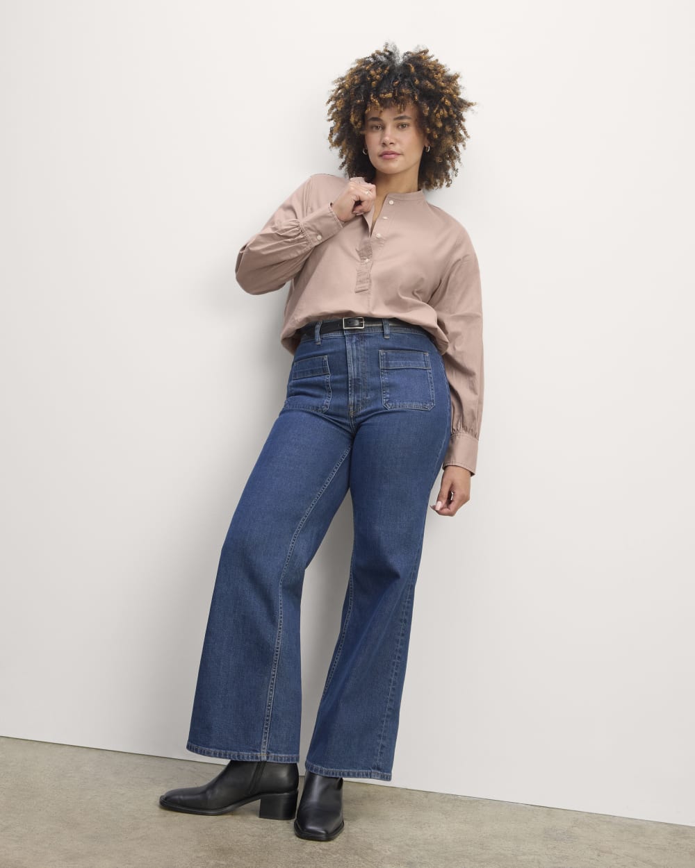 The Henley Shirt in Silky Cotton in Dusty Rose — detail view