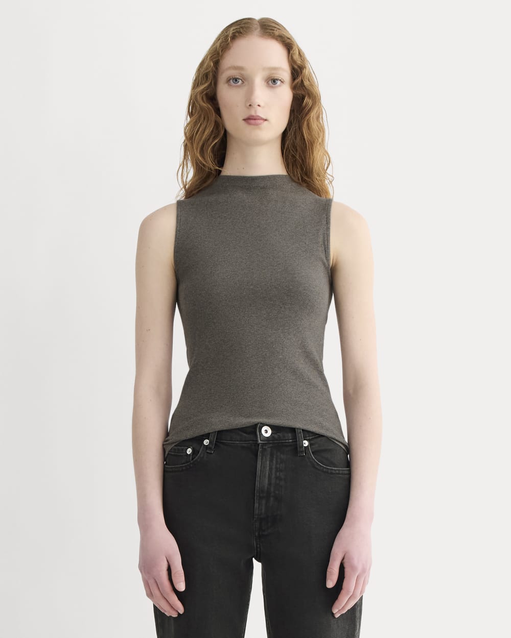 The Luxe Rib Funnel-Neck Tank in Heathered Fatigue — front view