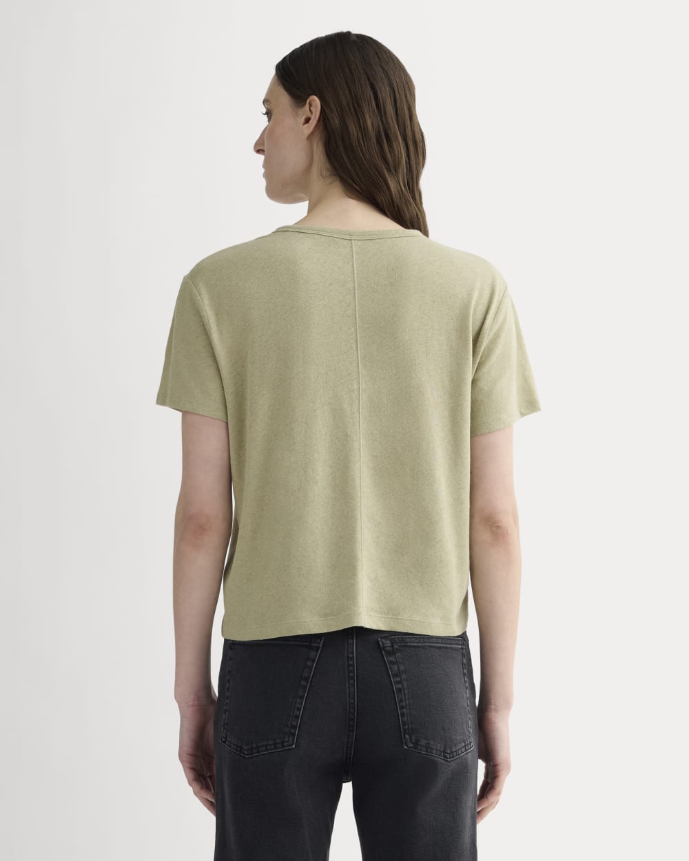 The Box-Cut Tee in Cotton Linen in Eucalyptus — detail view