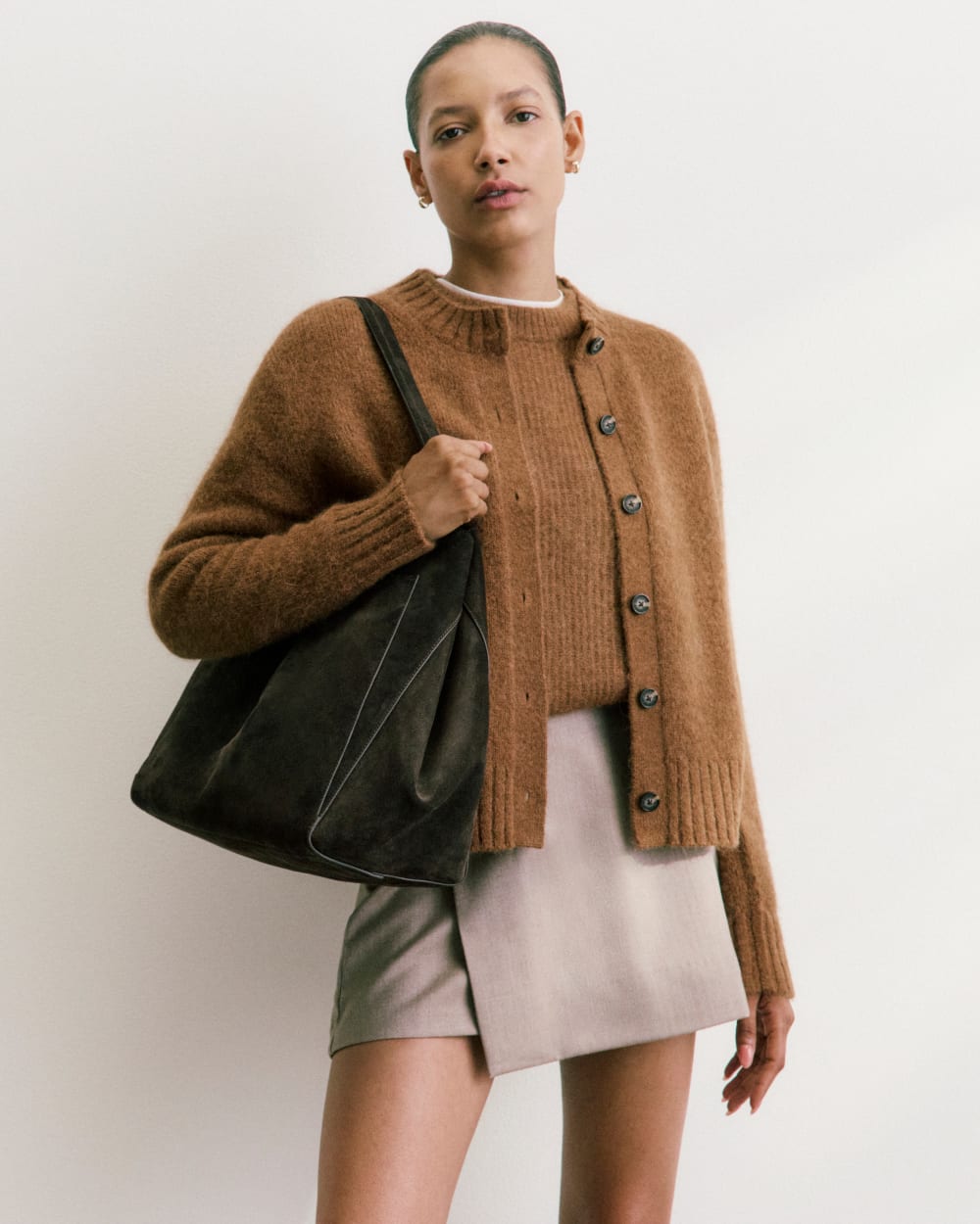 The Crew Cardigan in Alpaca in Toffee — detail view