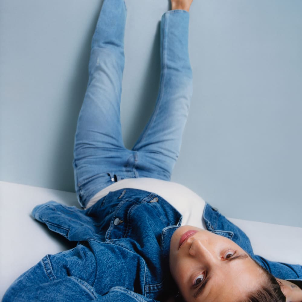 The Rigid Slouch Jean in Vintage Sky Blue — detail view