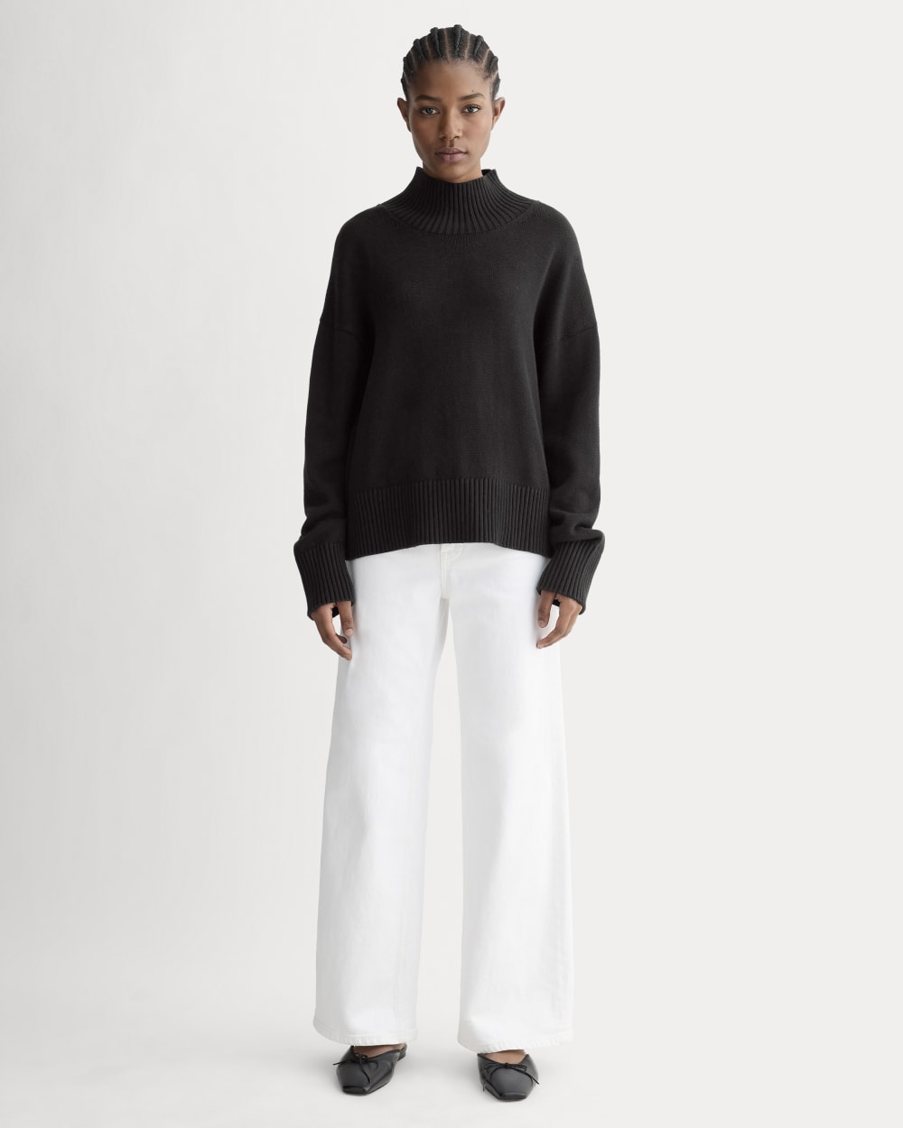The Boxy Turtleneck in Everyday Cotton in Black — detail view