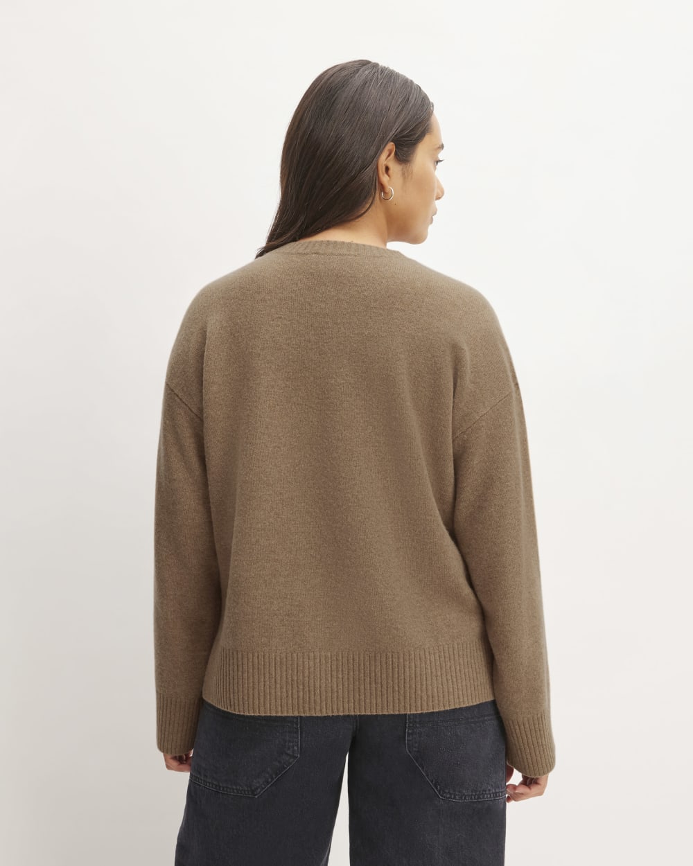 The Good Merino Wool Crewneck Sweater in Praline — detail view