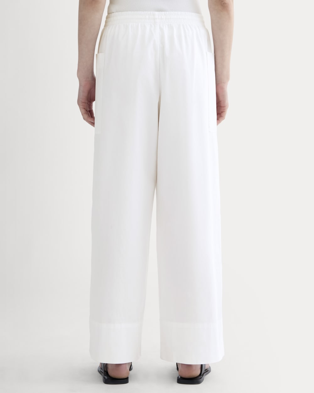 The Easy Cargo Pant in White — detail view