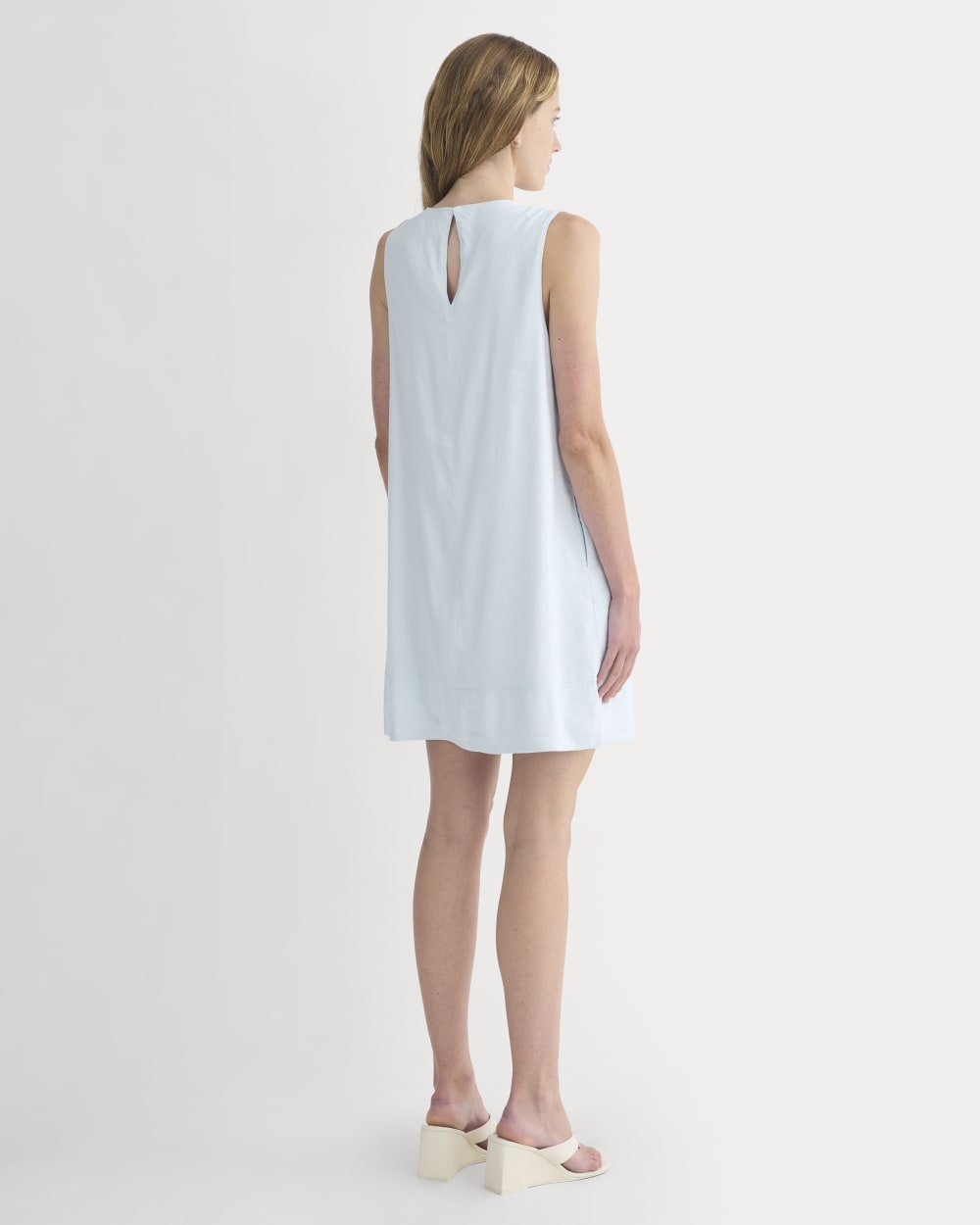 The Shift Dress in Stretch Linen in Skywriting — detail view