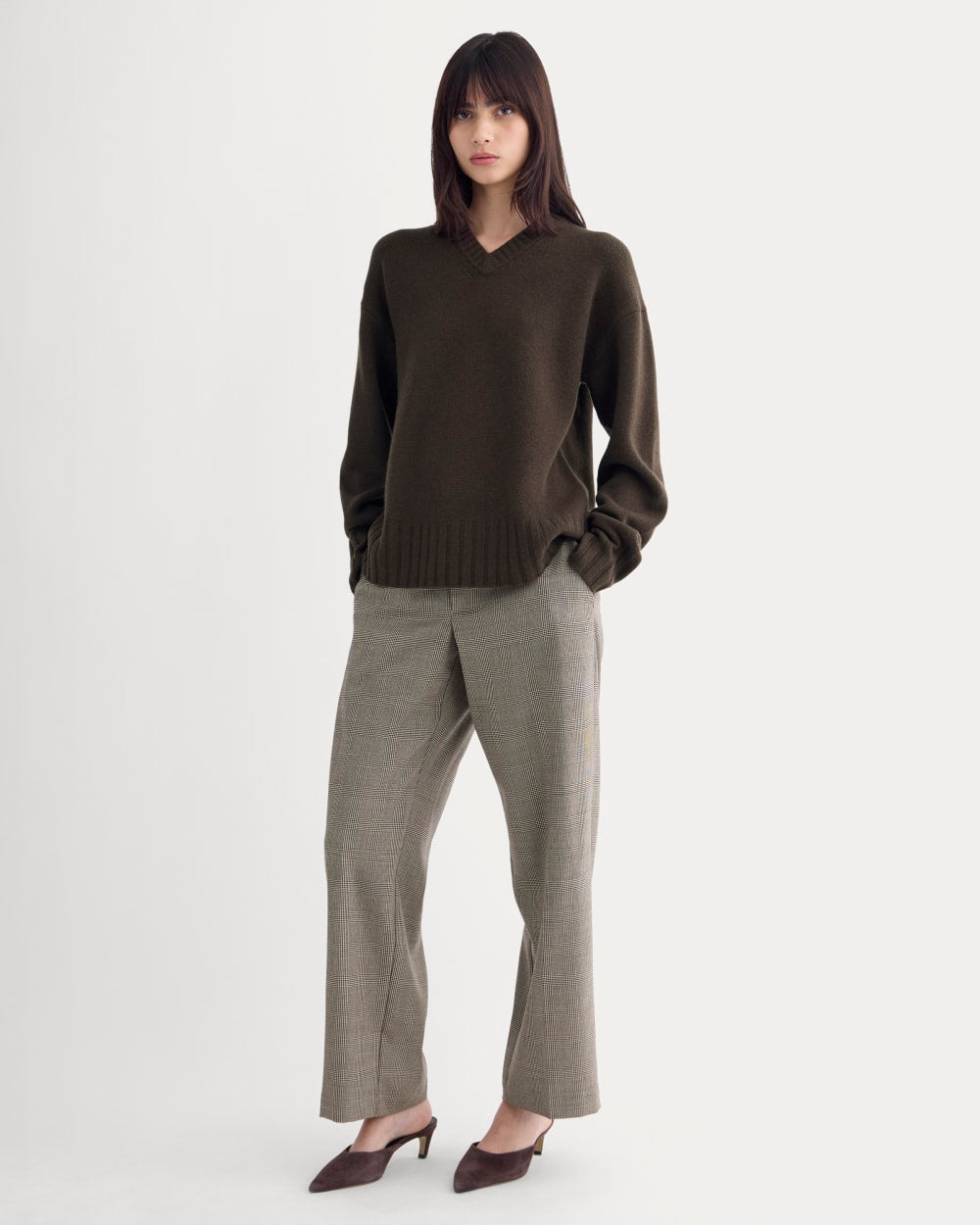 V-Neck Sweater in Extrafine Luxe Merino in Coffee Bean — detail view