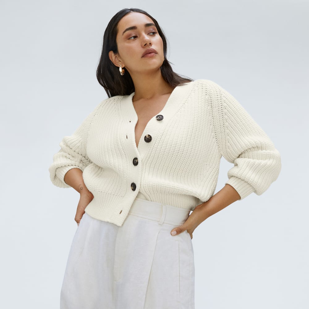 The Texture Cotton Cardigan in Canvas — detail view
