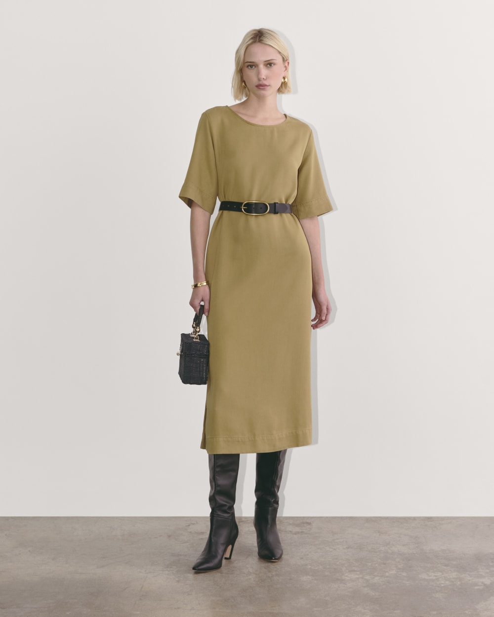 The Relaxed T-Shirt Dress in Buttersoft in Fennel Seed — front view