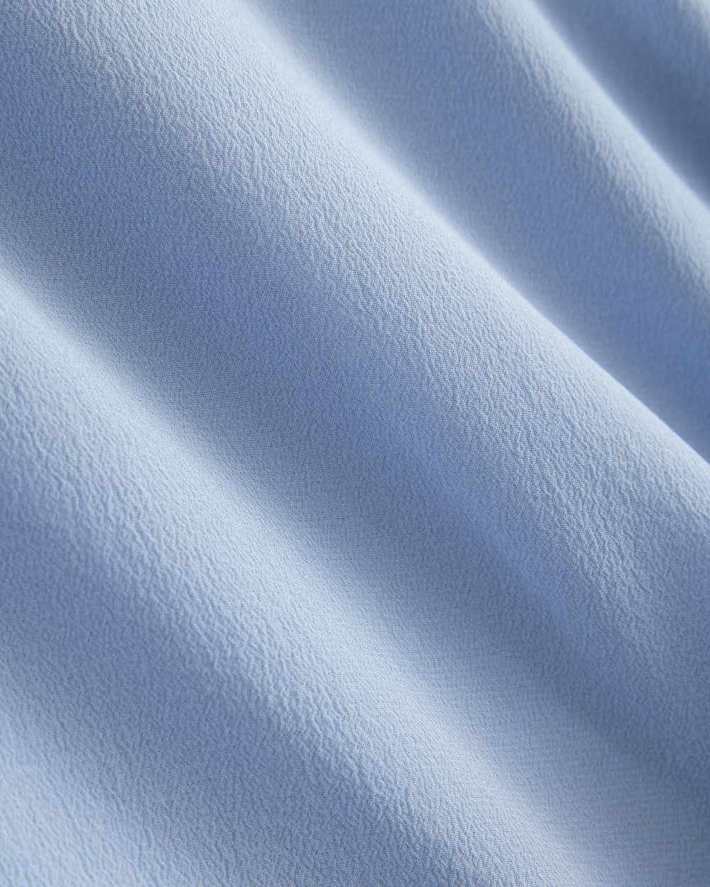 Shrunken Top in Washable Silk in Open Air Blue — detail view