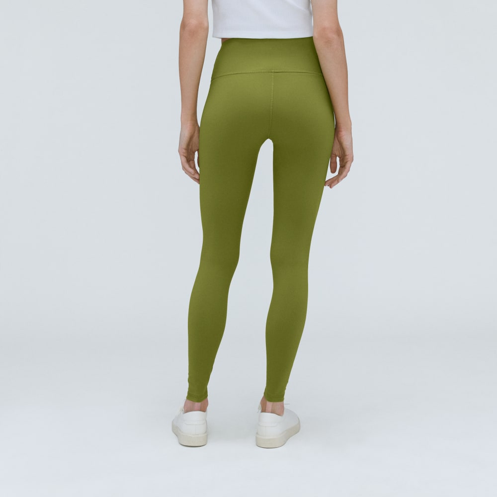 The Perform Legging® in Pear — detail view