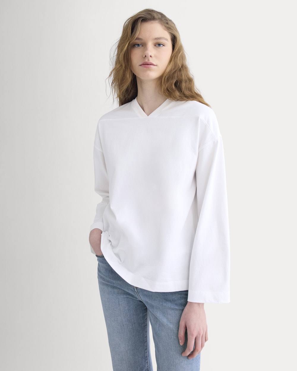 Retro V-Neck Jersey in White — front view