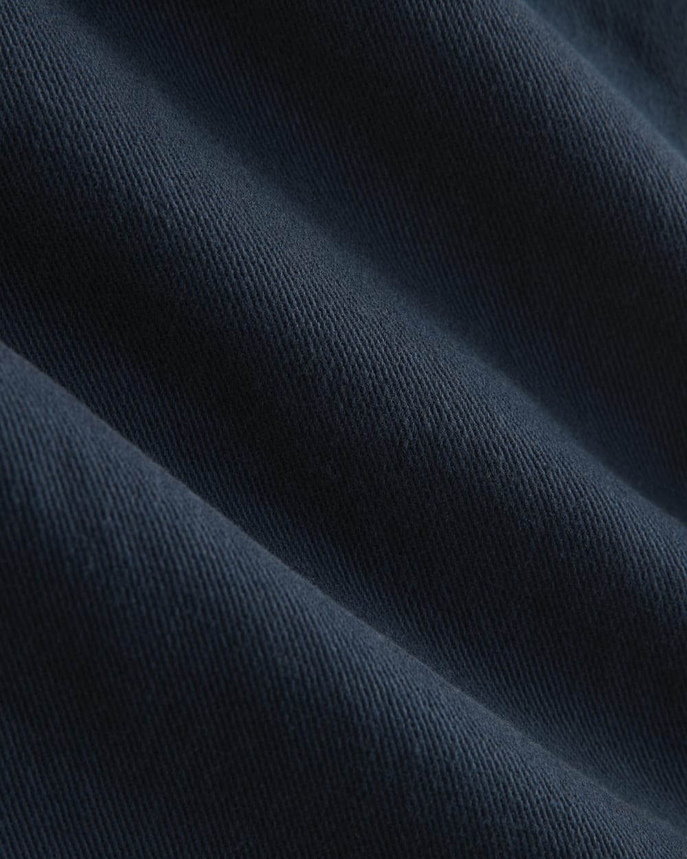 Double-Stitch Barrel Pant in Navy — detail view