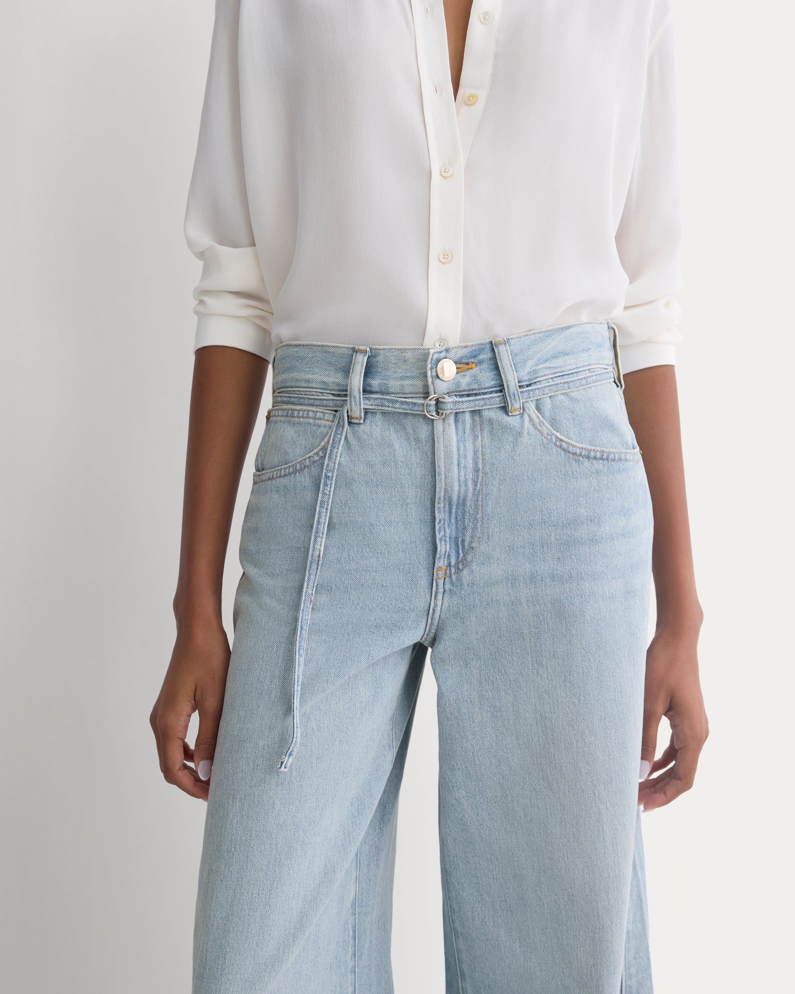 Lightweight Loose Wide-Leg Jean in Light Indigo — detail view