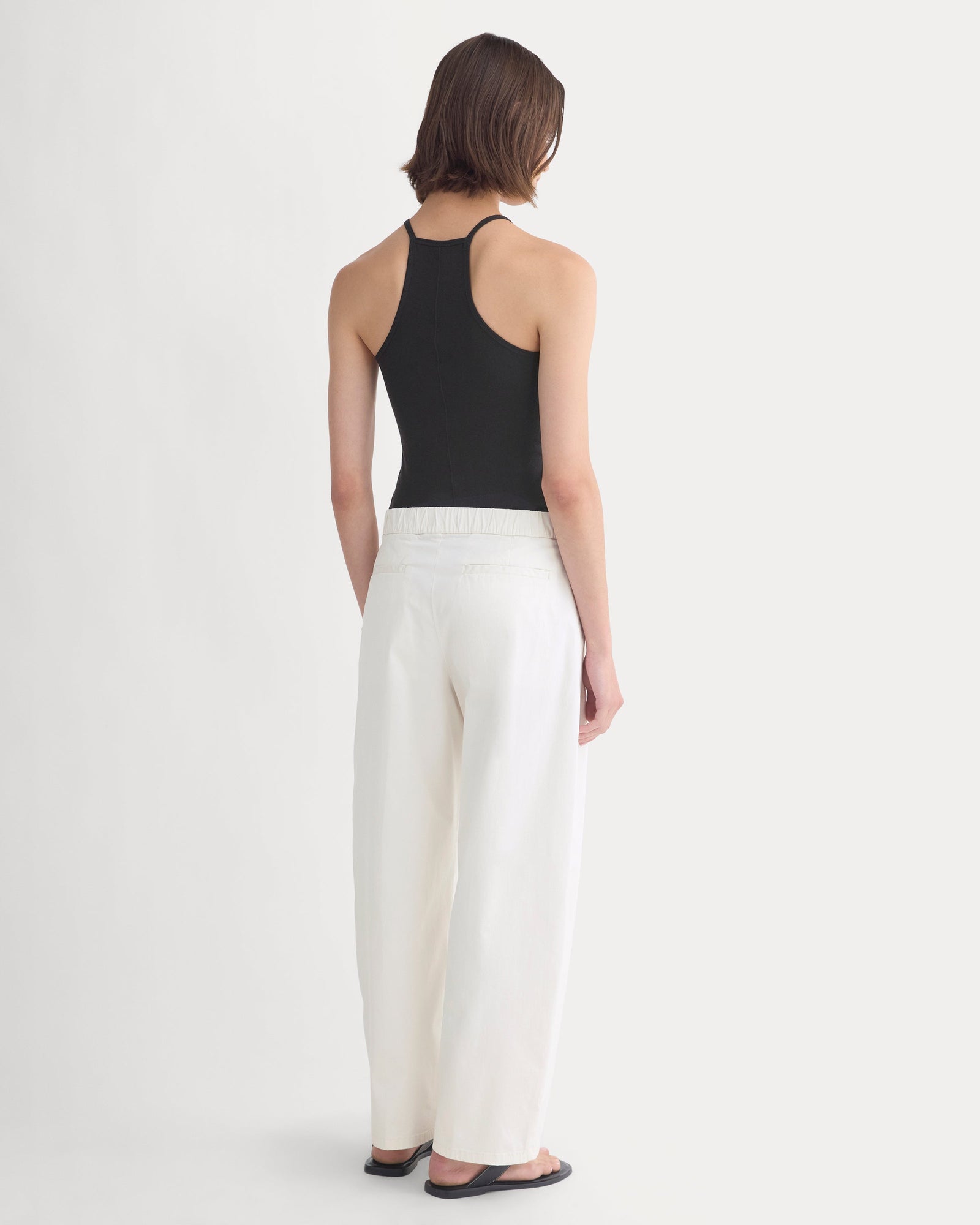 Barrel-Leg Pant in Organic Cotton Sateen in Bone — detail view