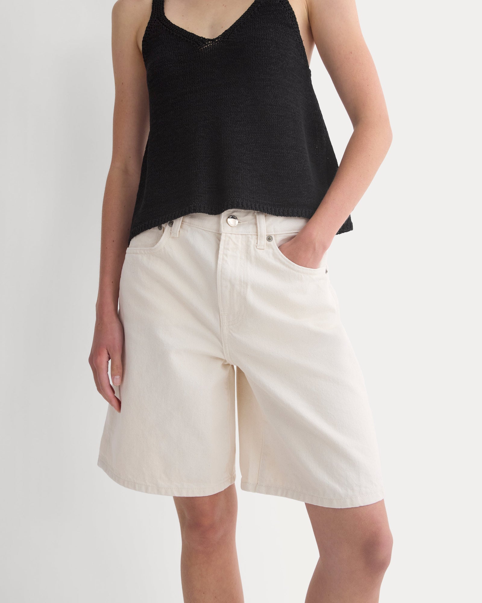 Loose Jean Short in Ecru — detail view
