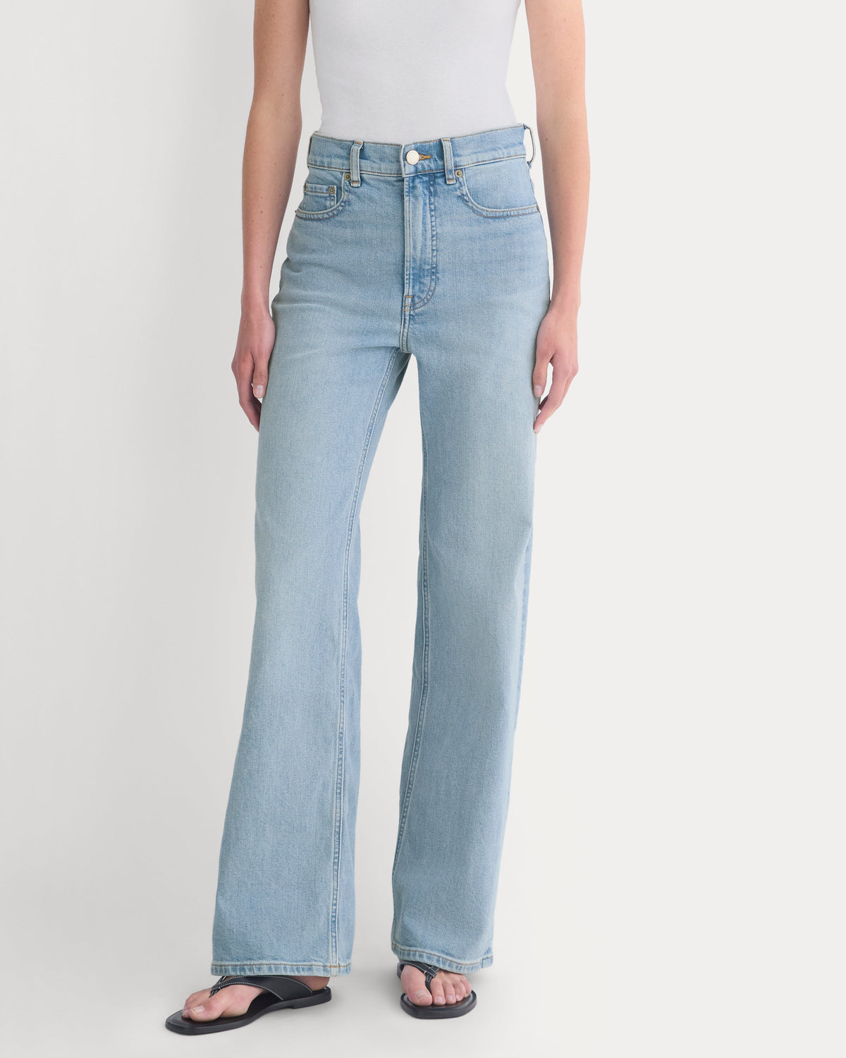 The Way-High® Sailor Jean 2.0 in Washed Out Indigo — detail view
