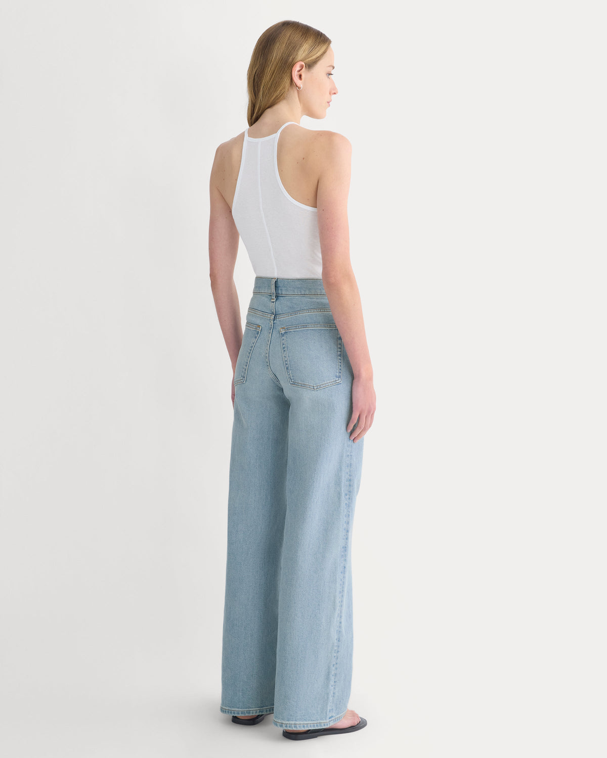 The Way-High® Sailor Jean 2.0 in Washed Out Indigo — detail view