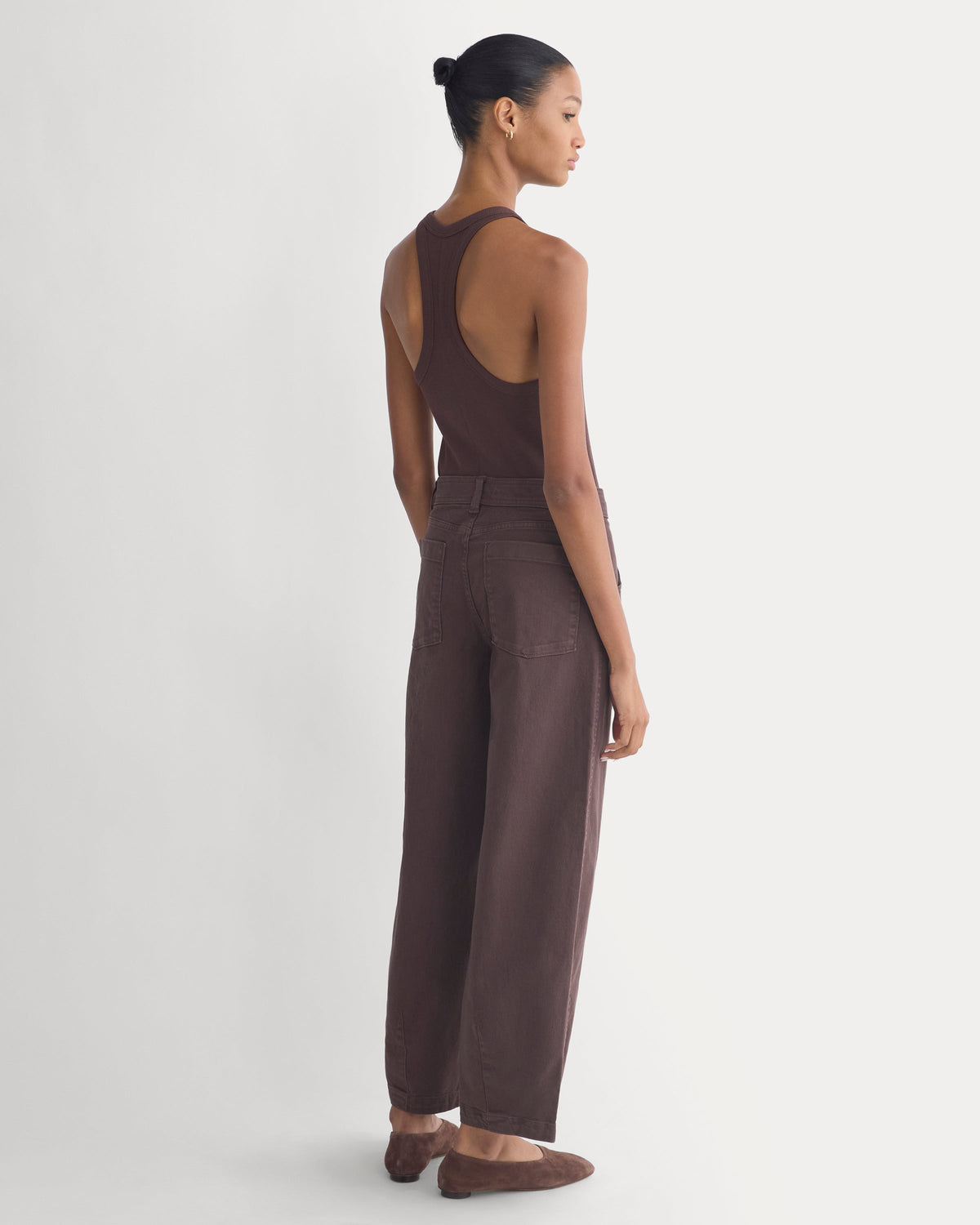 Utility Twill Barrel Pant in Coffee Bean — detail view