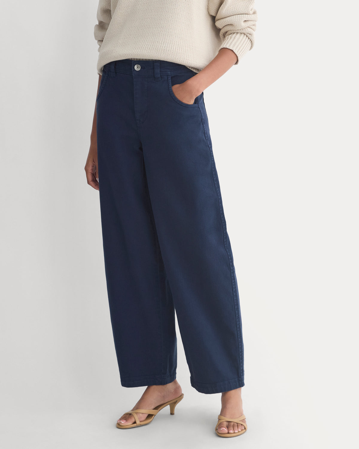 Utility Twill Barrel Pant in Navy — detail view